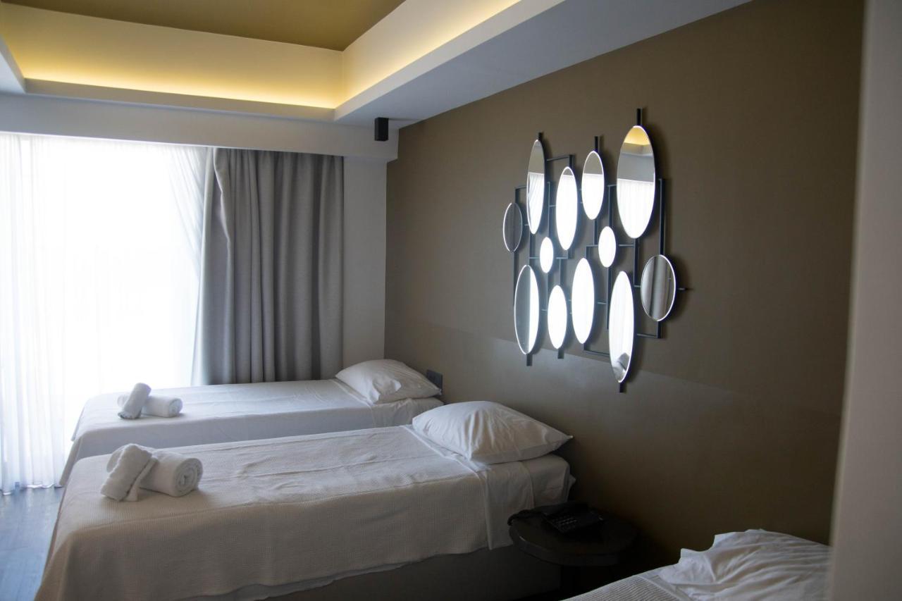 Adonis City Hotel Patras Dış mekan fotoğraf
