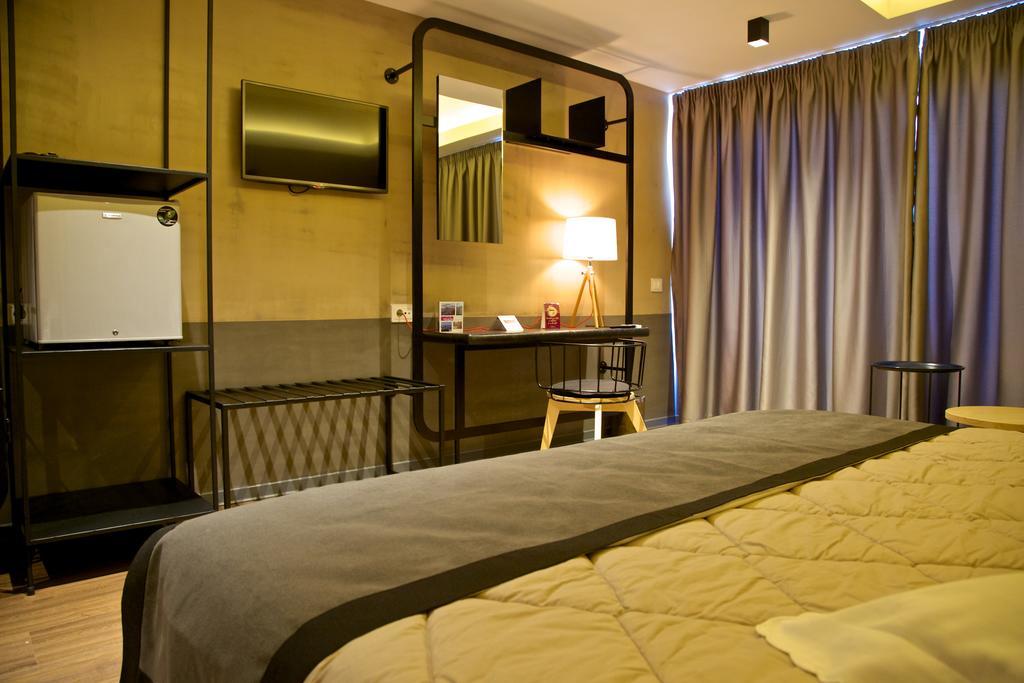 Adonis City Hotel Patras Dış mekan fotoğraf