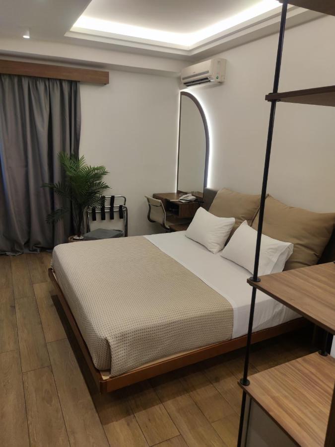 Adonis City Hotel Patras Dış mekan fotoğraf