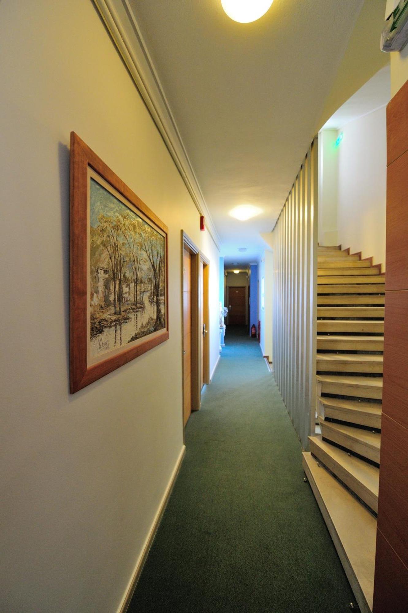 Adonis City Hotel Patras Dış mekan fotoğraf