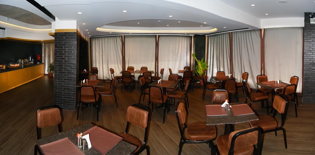 Adonis City Hotel Patras Dış mekan fotoğraf