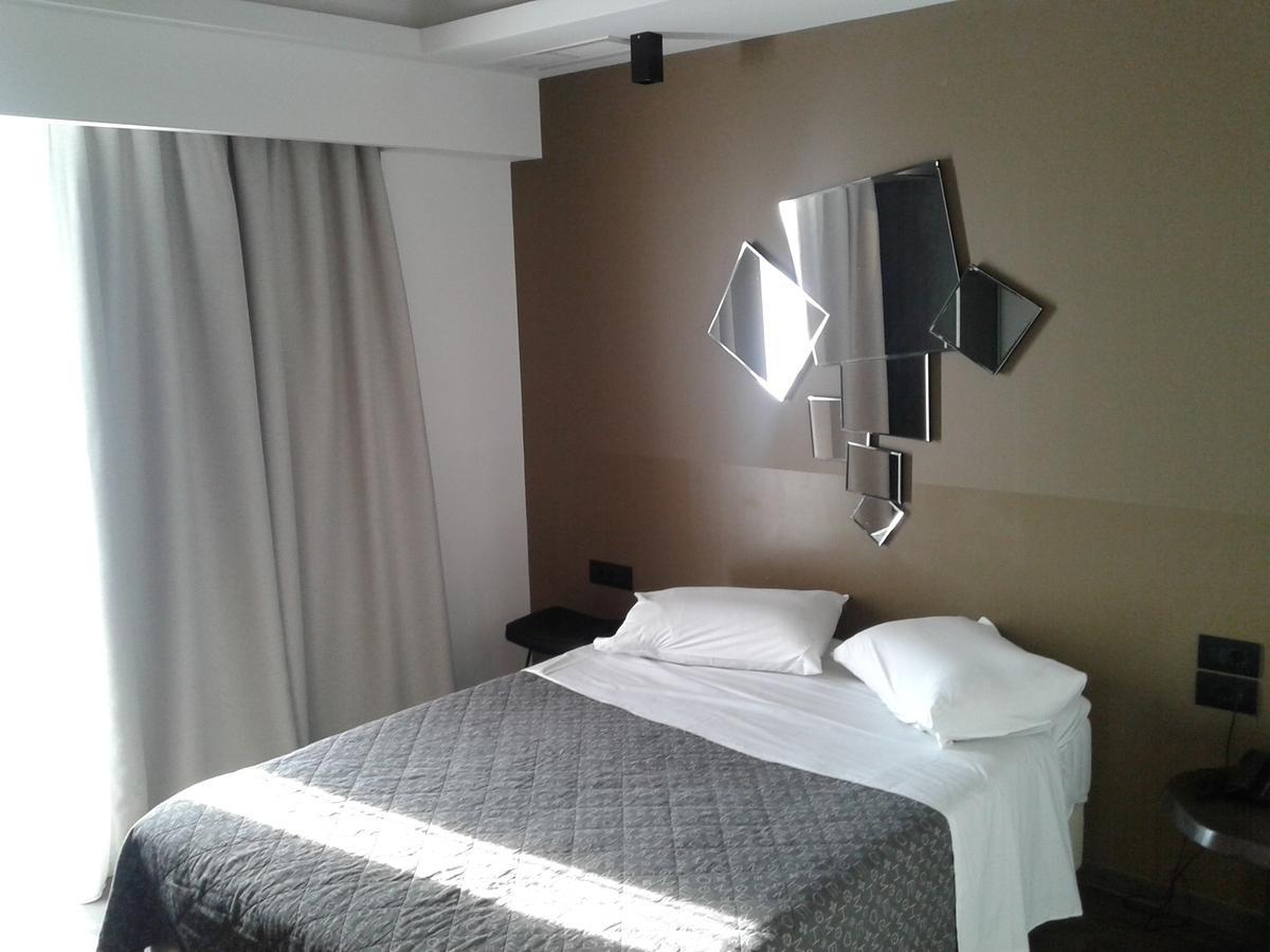 Adonis City Hotel Patras Dış mekan fotoğraf