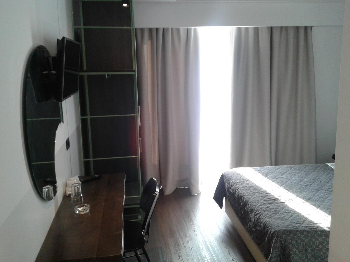 Adonis City Hotel Patras Dış mekan fotoğraf